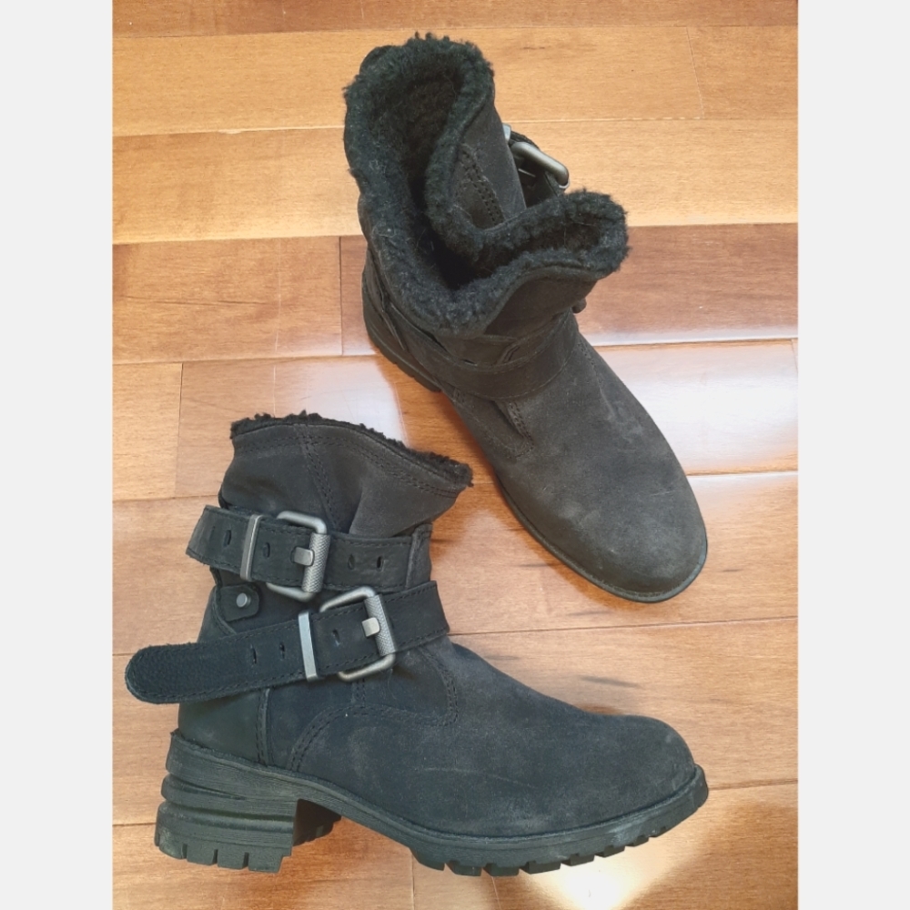 Women's CAT Winter Boots